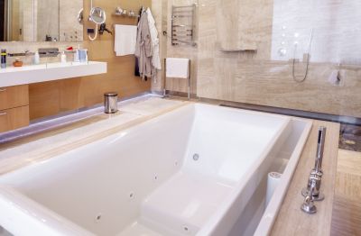 Stylish Bathtub and Fixtures